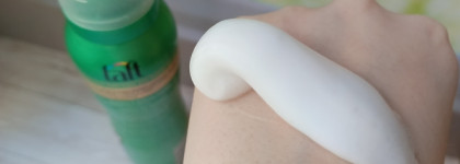 Лучшее укладочное средство для волос. Schwarzkopf Taft Воздушный Объём Пена для укладки