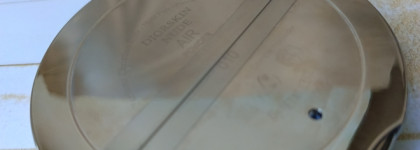 Dior Day. Dior Diorskin Nude Air Powder 010