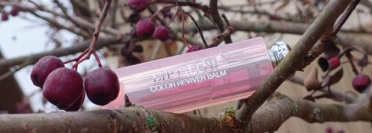 Dior Day. Dior Addict Lip Glow №001 Pink