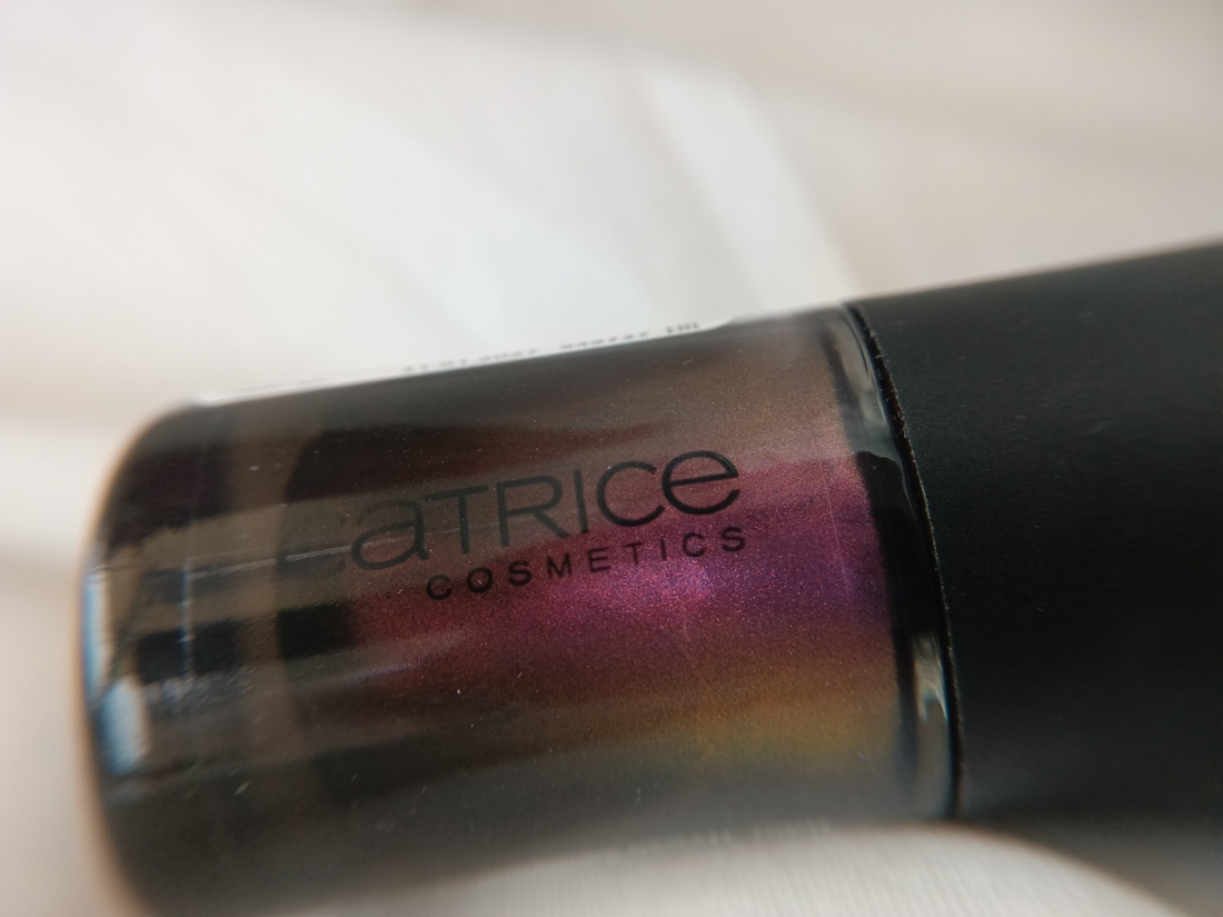 оттенок лака Catrice Mystic Forest Nail Lacquer C02 Falling Leaves