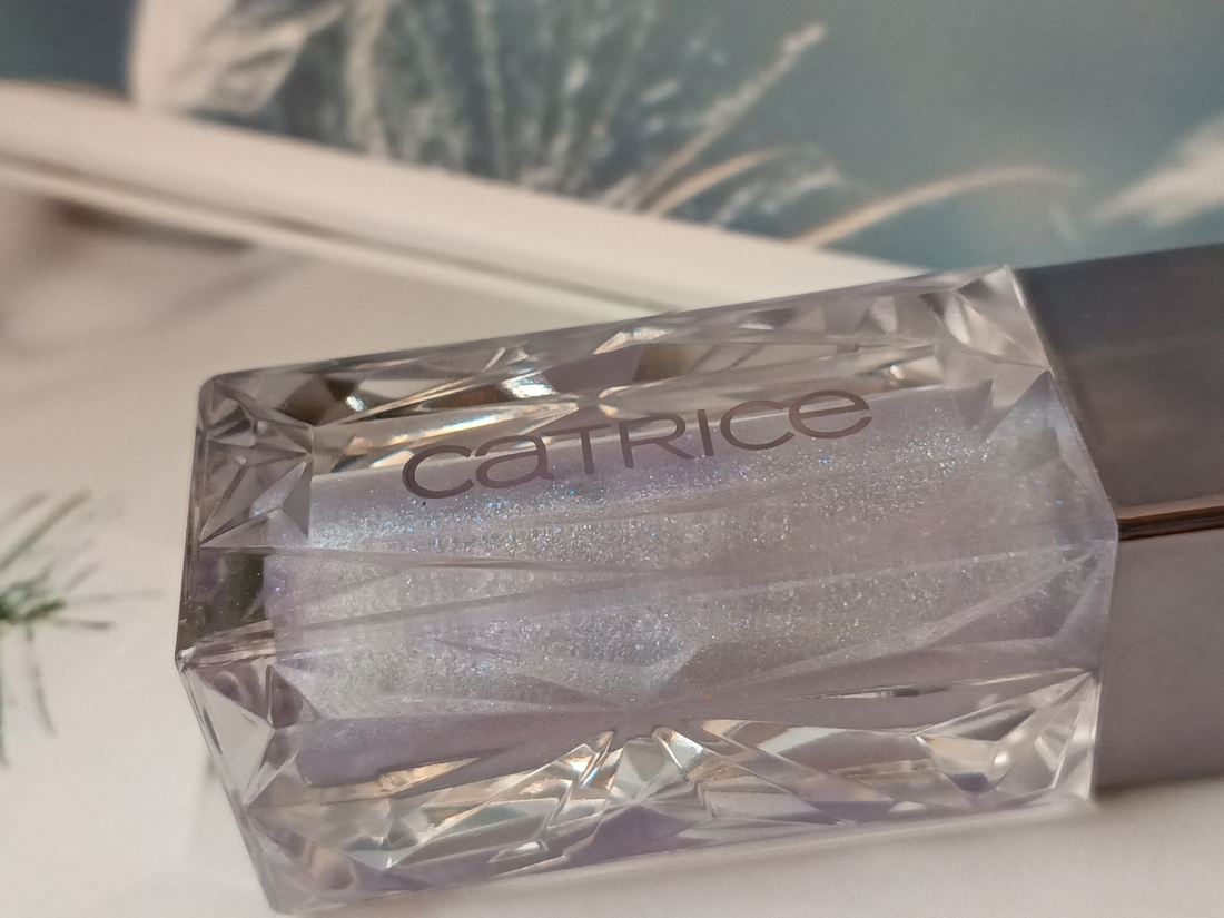 Catrice Arctic Illusion Gloss Plumping Effect №02