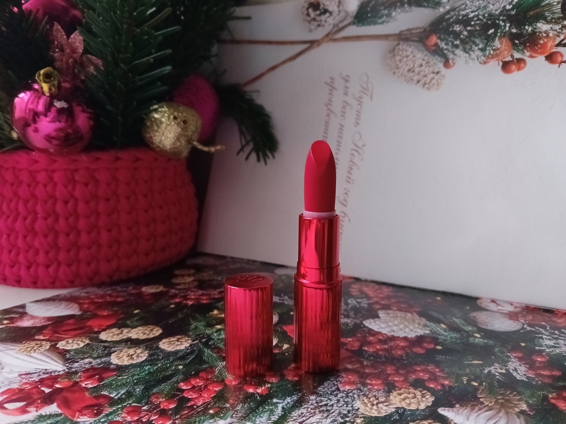 Provocateur Couleur Long-Lasting Lipstick Cashmere Collection №43 Rostova