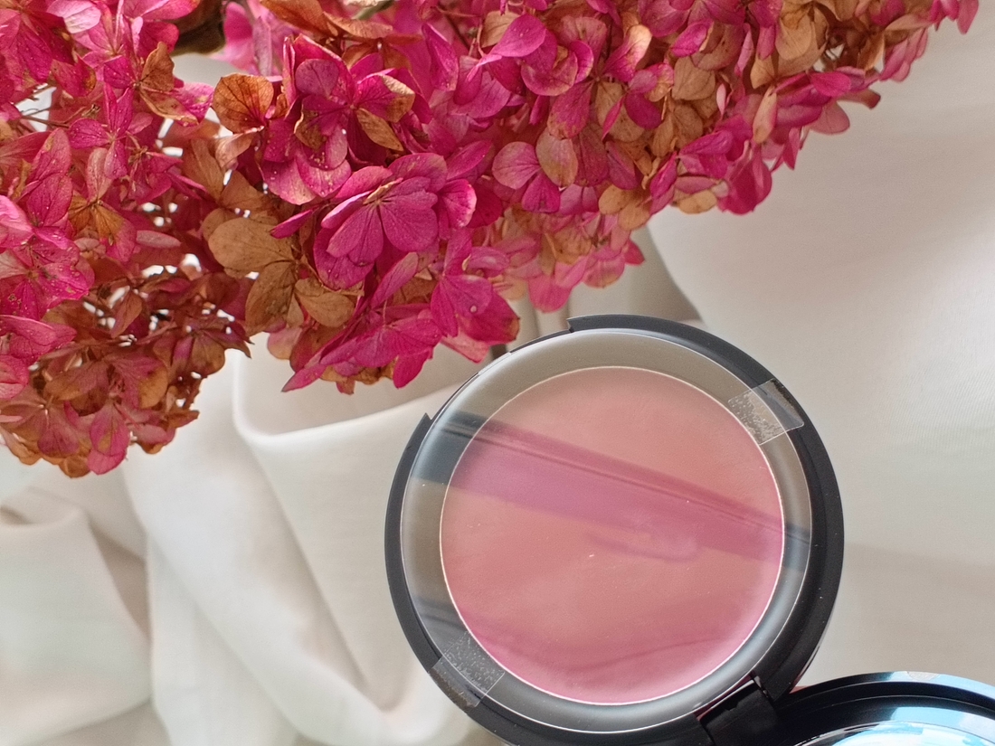 упаковка Catrice Mystic Forest Кремовые Румяна №C01 Purple Touch