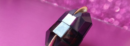 Палитра месяца. Mugler Alien