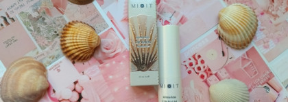 Горячая новинка! Mixit Sirena Kiss Lip Balm Бальзам для губ с влажным финишем