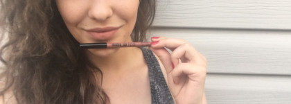 Теперь один из любимчиков карандашик для губ от Eva Mosaic Make Up Lips в кофейно-розовом оттенке