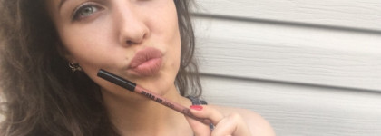 Теперь один из любимчиков карандашик для губ от Eva Mosaic Make Up Lips в кофейно-розовом оттенке