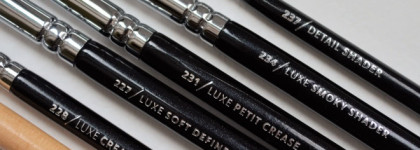 Обещанный урок макияжа)