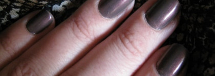 Великолепный Flormar Pearly Nail Enamel PL418 Chrome Purple