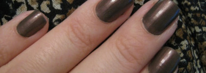 Великолепный Flormar Pearly Nail Enamel PL418 Chrome Purple