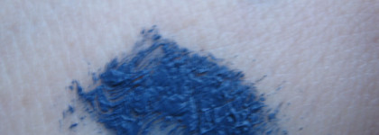I feel myself verymegagood. С тушью Limoni Volume up 06 deep blue