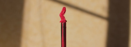 Ягодная помада L'Oréal Infaillible #407 "Smoke Me Up"