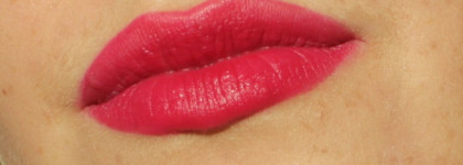 Ягодная помада L'Oréal Infaillible #407 "Smoke Me Up"