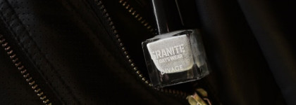 Необработанный гранит, говорите? Divage Granite 7 days wear 01