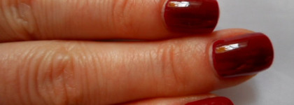 Лак для ногтей Вишневый соблазн/Cherry Jubeilee Y 0354