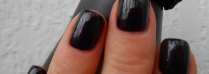 Все равно баклажан. Лак для ногтей Avon nailwear pro в оттенке Midnight Plum