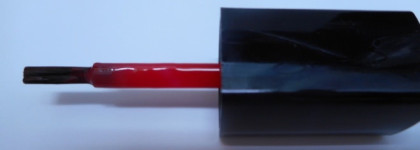 Гусиные лапки с лаком для ногтей от Avon nailwear pro+, Неотразимый красный/Red Bombshell