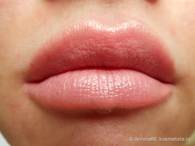 Люмене помада-уход Lumene Wild Rose moisture lipstick #15 Воздушное суфле (Clouds) SPF 15
