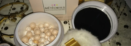 Первые снежинки от Guerlain Meteorites Flocons Enchantes Poudre Sublimatrice Light-Enhancing Powder