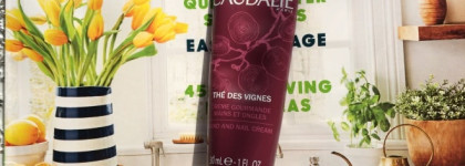 Пережить долгий перелет и двухнедельный отпуск с "Caudalie Favorites Winter Set"