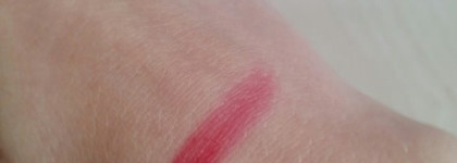 Губная помада L'Oreal Paris "Color Riche Pure Reds", тон J Lo's pure red