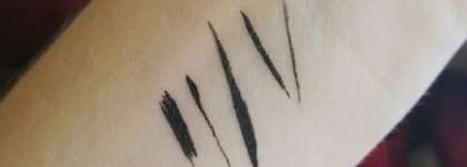 Жидкая подводка для глаз Artdeco "High Precision Liquid Liner", 01 - black