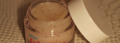 Скрабы для губ The Body Shop Lip Scuff  и Bliss Fabulips Sugar Lip Scrub