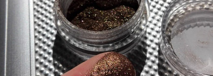 Дыхание осени. Пигмент Tammy Tanuka "Кудесница сливовой рощи"