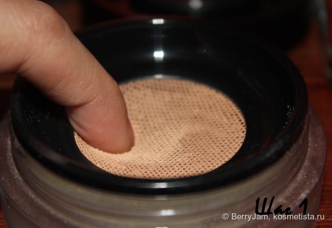 Вторая кожа или рассыпчатая пудра Chanel Vitalumiere Loose Powder Foundation Spf15 With Mini Kabuki Brush № 30