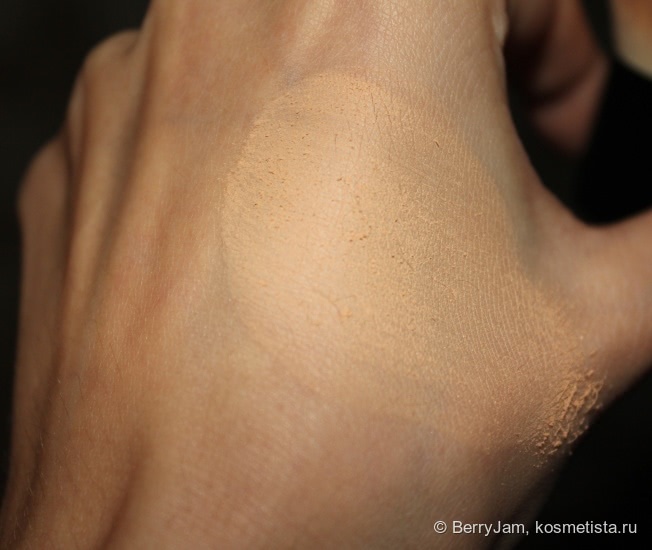 Вторая кожа или рассыпчатая пудра Chanel Vitalumiere Loose Powder Foundation Spf15 With Mini Kabuki Brush № 30