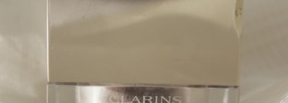 Мой минеральный помощник. Минеральная рассыпчатая пудра-основа, придающая сияние коже Clarins Skin Illusion Mineral & Plant Extracts Loose Powder Foundation