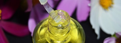 Спасение для ногтей или масло для ногтей и кутикулы OPI из линейки Avoplex