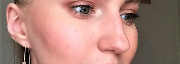 Becca X Chrissy Teigen Glow Face Palette