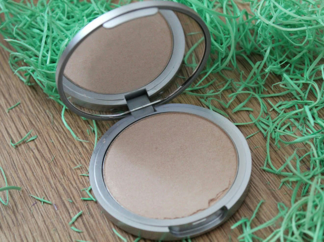 The Balm Mary-Lou Manizer AKA