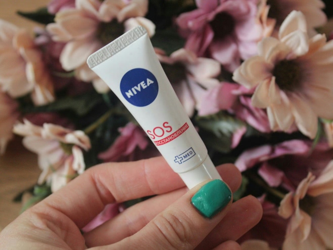 Nivea SOS восстановление Бальзам для губ