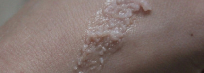 Kleona Увлажняющий Бальзам для губ "Роза"