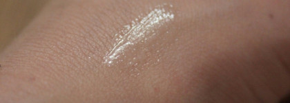 Avon 3D Plumping Lip Gloss brillant a levres 3D 7 ml Блеск для губ с 3D эффектом