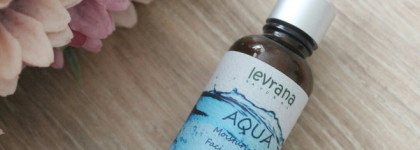 Levrana Natural Aqua Moisturizing Facial Serum Увлажняющая сыворотка для лица для многоуровневой гидратации кожи