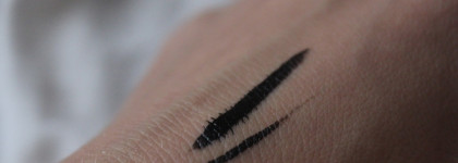 Art-Visage Cat eyes Черная устойчивая подводка-фломастер для глаз