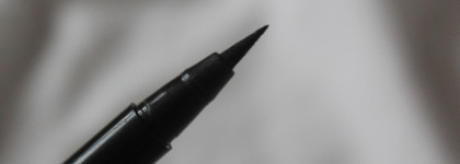 Art-Visage Cat eyes Черная устойчивая подводка-фломастер для глаз