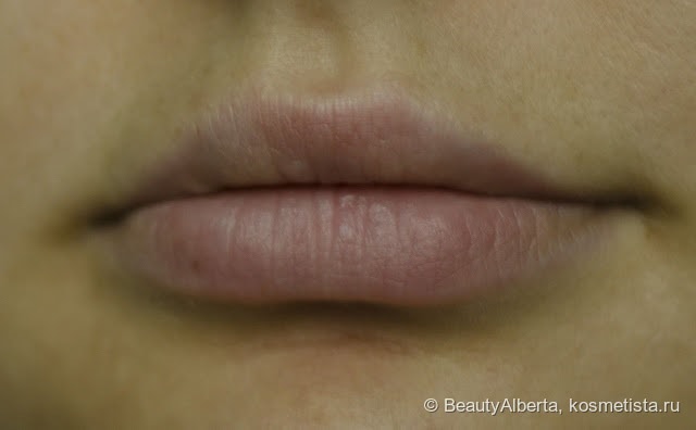 Chanel Rouge Coco Shine 93 Intime