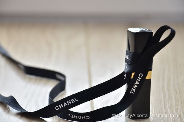 Chanel Rouge Coco Shine 93 Intime