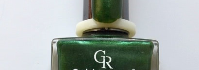 Золотые искры на рождественской хвое