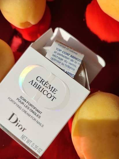 Dior Creme Abricot Fortifying Cream For Nails: тающая оранжевая нежность