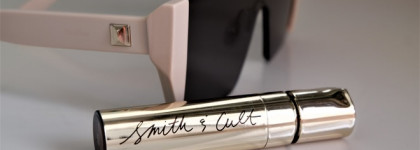 Охи-Вздохи! с The Tainted Lip Stained от Smith & Cult