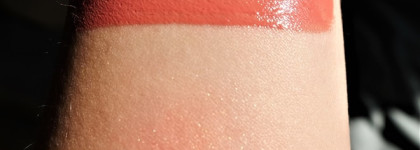Чудный дуэт из новинок от Shiseido Lacquerink LipShine 312 и Minimalist WippedPowder Blush 01