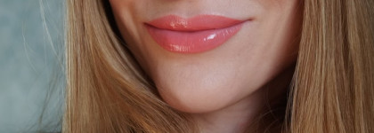 Чудный дуэт из новинок от Shiseido Lacquerink LipShine 312 и Minimalist WippedPowder Blush 01