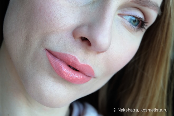 Чудный дуэт из новинок от Shiseido Lacquerink LipShine 312 и Minimalist WippedPowder Blush 01