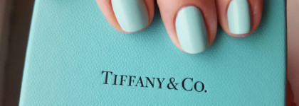 Бриллианты к завтраку с Tiffany Picture Polish