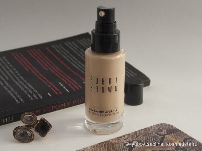 Bobbi Brown Skin Foundation SPF 15 в оттенке - Cool Beige 3.25